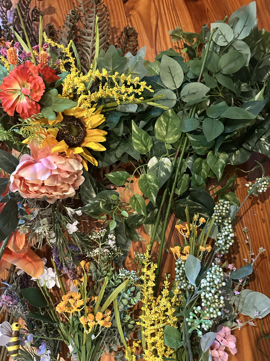 Lot of Silk Flowers, photo 4
