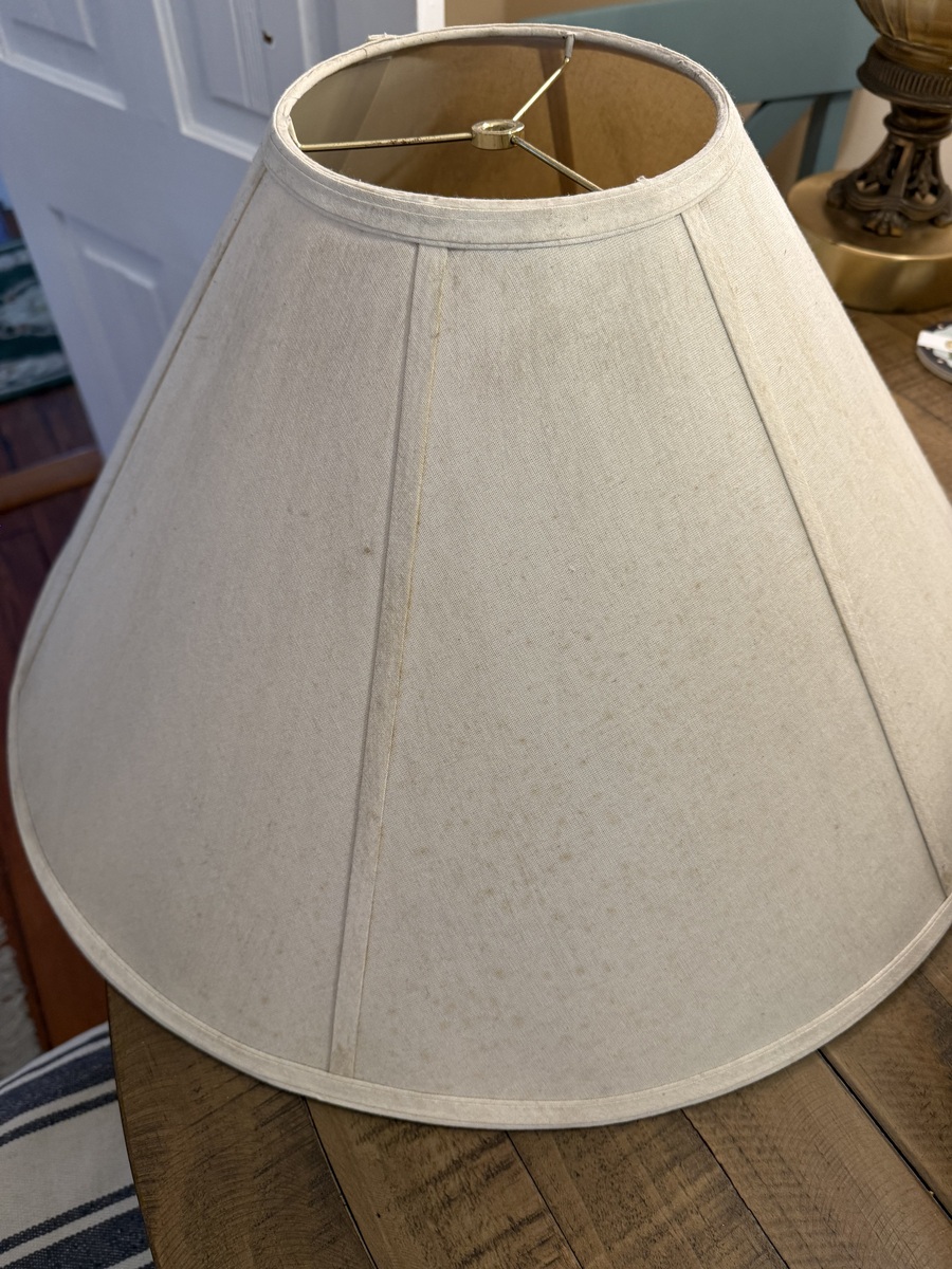Large Metal Lampbase with shade, photo 8