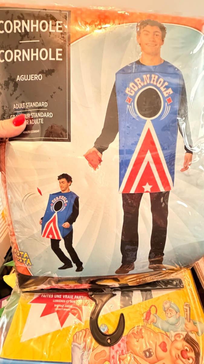 Halloween costumes 