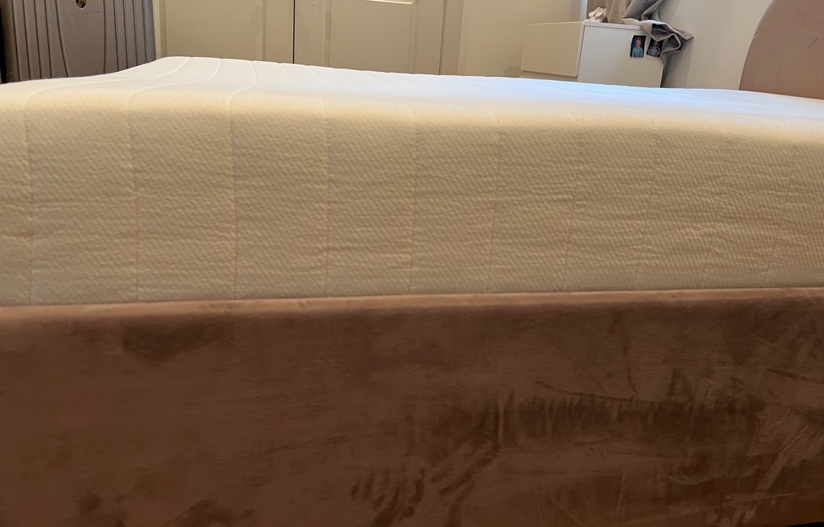 Full sized mattress All Natural Latex Organic with removable coverslip included , photo 2