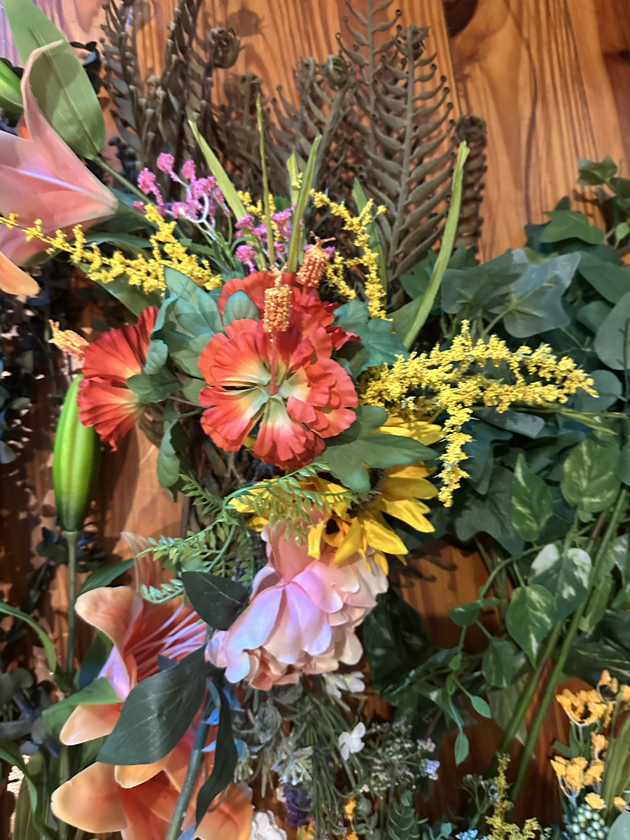 Lot of Silk Flowers, photo 5