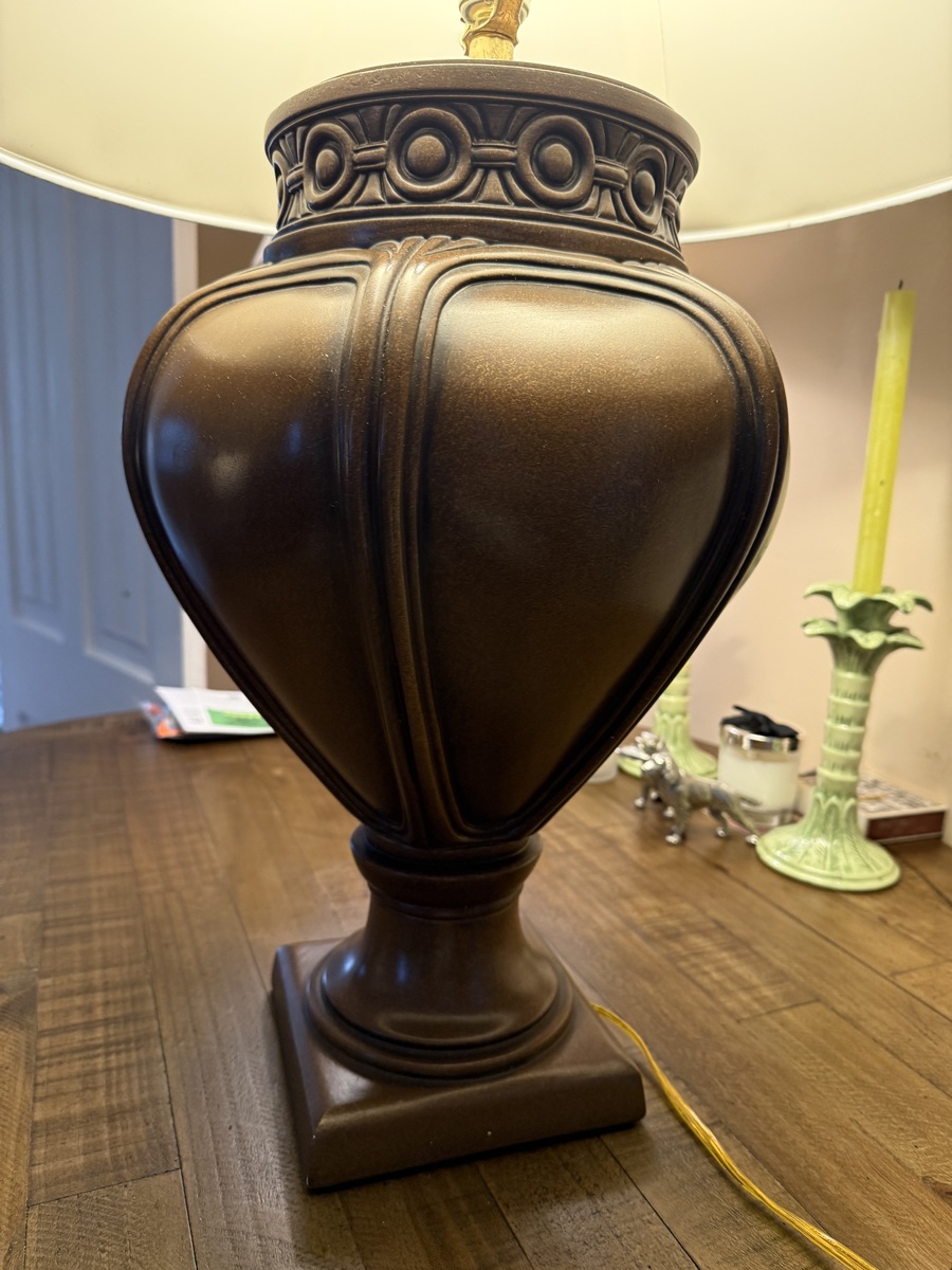 Large Metal Lampbase with shade, photo 2